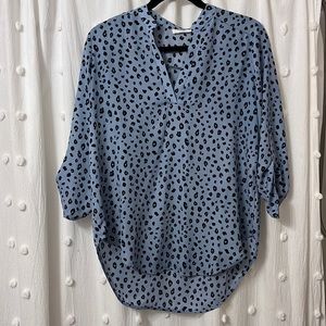 Like new leopard blouse